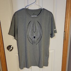 Nike Dallas Cowboys Gray Short Sleeve Tee with Graphic Design